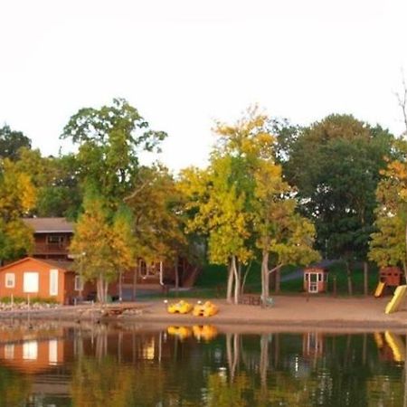 Train Bell Resort Merrifield 外观 照片
